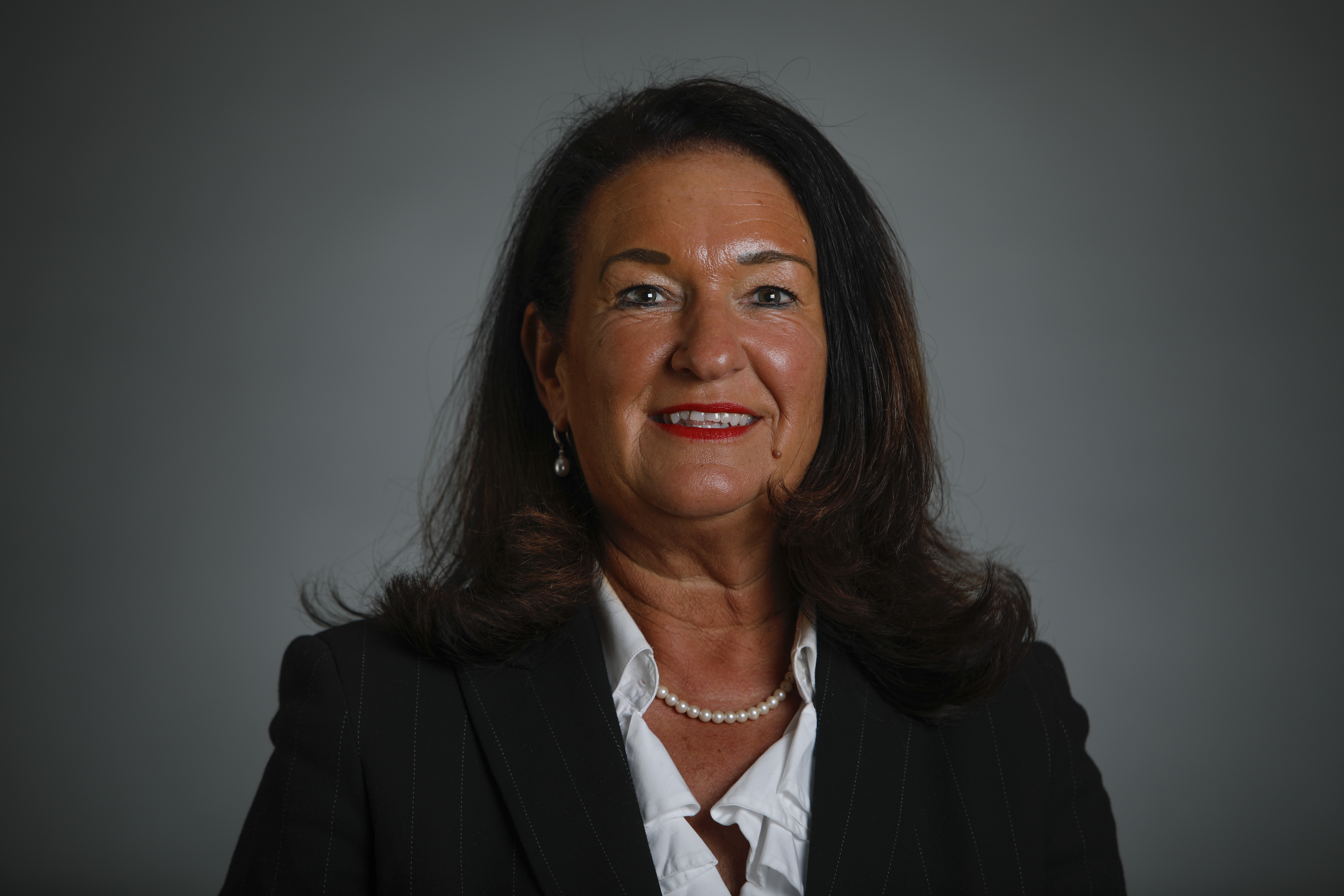 MacDougall, Julie